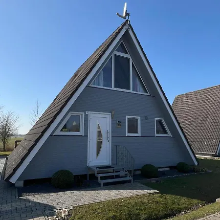 Nurdachhaus Mit Blick Ins Gruene- Ruhige Lage Nahe Yachthafen * Fedderwardersiel