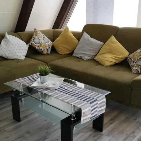 Holiday home Nurdachhaus Mit Blick Ins Gruene- Ruhige Lage Nahe Yachthafen Fedderwardersiel