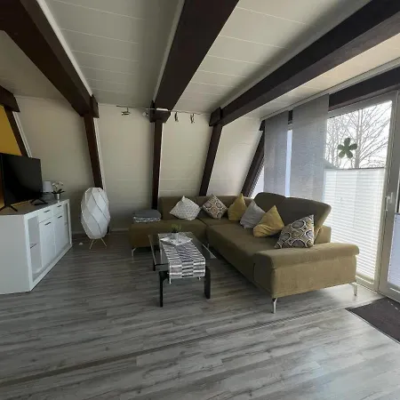 Nurdachhaus Mit Blick Ins Gruene- Ruhige Lage Nahe Yachthafen *