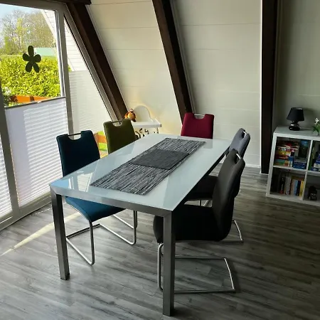 Nurdachhaus Mit Blick Ins Gruene- Ruhige Lage Nahe Yachthafen Holiday home Fedderwardersiel