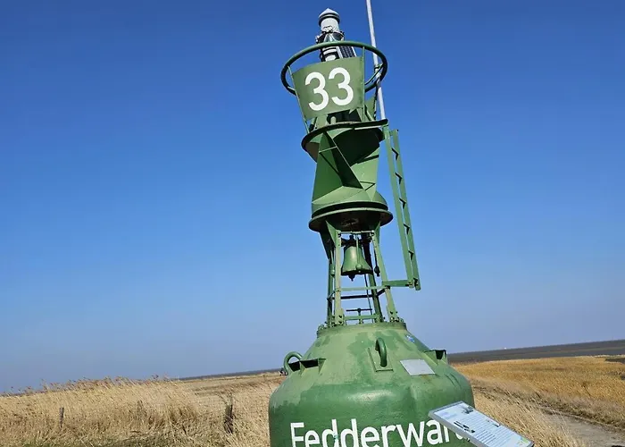 Nurdachhaus Mit Blick Ins Gruene- Ruhige Lage Nahe Yachthafen Fedderwardersiel