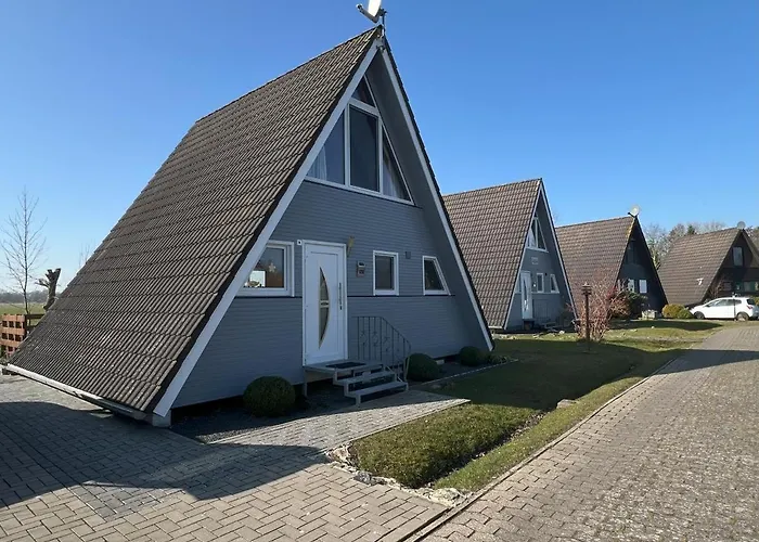 Nurdachhaus Mit Blick Ins Gruene- Ruhige Lage Nahe Yachthafen * Fedderwardersiel